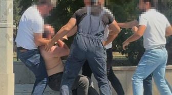 Tartıştıkları kişiyi döven 4 kişi gözaltına alındı