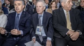 Fenerbahçe'de 7 istifa birden! Aziz Yıldırım'ın en yakınındaki isim bıraktı