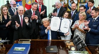 Trump'ın Türkiye'ye uyguladığı yüzde 12,5'lik ek gümrük vergisi yürürlüğe girdiği ilk gün yargıya taşındı