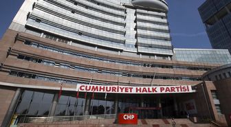 CHP'deki bölünme devam ediyor: Belediye başkanı istifa etti