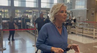 Berna Laçin, Ahbap soruşturması kapsamında ifade vermek için adliyeye geldi
