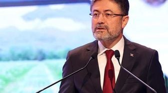 Bakan Yumaklı, yangınlara müdahalede son durumu paylaştı