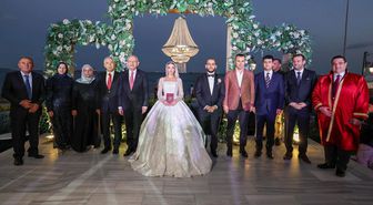 Kılıçdaroğlu, AK Parti Milletvekili Seyithan İzsiz ile birlikte şahitlik yaptı