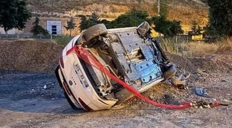 En mutlu günleri kabusa döndü: Gelin arabası taklalar attı