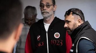 Etimesgut Belediye Başkanı Erdal Beşikçioğlu görevden uzaklaştırıldı