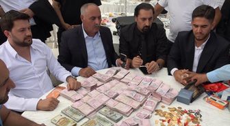 Damada yaklaşık 20 milyon TL, geline kilolarca altın takıldı
