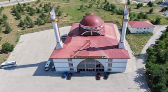 Üniversite kampüsündeki camide ilginç detay: Ziyaretçilerini hayran bıraktırıyor