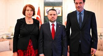 Bakan Gürlek, Uğur Mumcu'nun ailesiyle görüştü