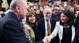 DEM Parti heyeti Erdoğan'la görüşmek için Külliye'de! Demirtaş dahil masada 5 konu var