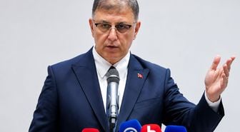 AK Parti'ye katılacağı iddia edilen Cemil Tugay kararını verdi: Kendime bir yol çizeceğim