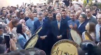 Diyarbakır'da maç öncesi bakanlara Kürtçe şarkılarla coşkulu karşılama
