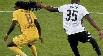 Beşiktaş-Eyüpspor maçında futbolseverleri çileden çıkaran pozisyon