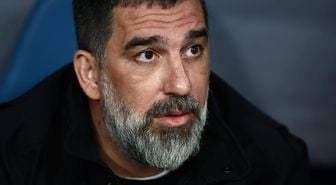 Arda Turan'ın zor gecesi: Apar topar sığınağa saklandı