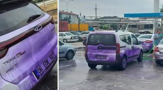 Afyonkarahisar'da bir garip yol: Kullanan araçlar mora boyandı