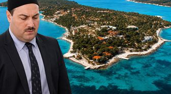 'Ege'nin Maldivleri' olarak bilinen Kalem Adası'nın bir bölümü Kuriş ailesinin çıktı