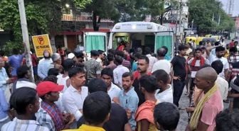 Hindistan'da tapınakta izdiham: En az 7 kişi hayatını kaybetti