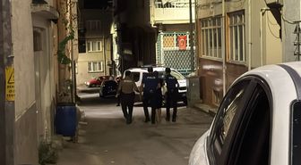 Bursa’da pompalı tüfekli ev baskını! Polis 1 saatte zor ikna etti