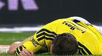 Fenerbahçe'de korkutan sakatlık! Sahadan sedyeyle ayrıldı