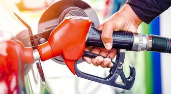 Akaryakıt fiyatları yine değişiyor! Motorinden sonra sıra benzine geldi
