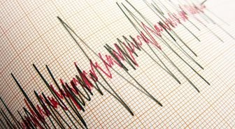 Japonya'da 5,8'lik deprem: 20'den fazla yaralı var