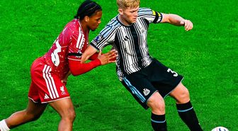 Salah'sız Liverpool ilk maçında puanı 90+9'da kurtardı