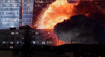 İsrail iki ülkeye birden saldırdı! Lübnan’ı bombaladı, Suriye’ye karadan girdi