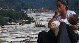 Tibet'te baraj patladı, sular Nepal'e doğru geliyor! Halka 'Yükseklere kaçın' uyarısı