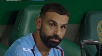 Geceye damga vuran Salah karesi! Herkes aynı soruyu sordu
