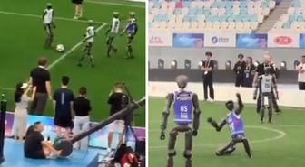 Robotlar yeşil sahaya indi! Kıran kırana futbol maçı