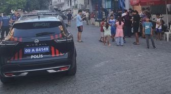 Kuşadası'nda pompalı dehşeti! Telefon kavgası sokağa taştı, küçük çocuk vuruldu