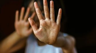 13 yaşındaki çocuğa istismar davasında karar: Sanıklara ceza yağdı