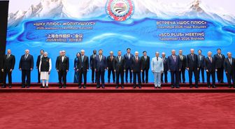 ŞİÖ Zirvesi başladı! Liderler aile fotoğrafı çektirdi, gözler Erdoğan'ın kritik görüşmesinde
