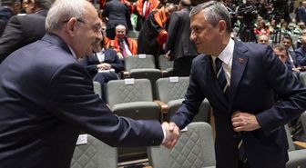 Özel partiyi karıştıran tokalaşmayı bakın nasıl savundu