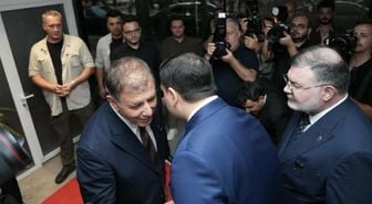 Cemil Tugay, kendisine 'Hımbıl' diyen ismi kapıda karşıladı; kulisler hareketlendi