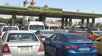 Petrol zengini ülkede benzin krizi! Trafik kilitlendi