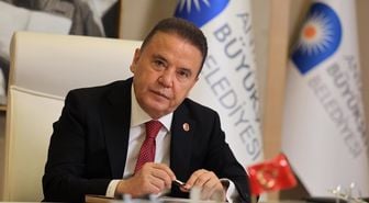 Muhittin Böcek cezaevinden mektup yazdı: Kılıçdaroğlu’na “Genel Başkanımız” dedi, Özgür Özel’i sadece adıyla andı