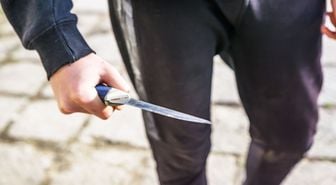İstanbul'da dehşet! Doktoru bıçakladı, ardından intihara kalkıştı