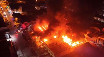 Eskişehir'de sanayi sitesindeki dükkanda korkutan yangın: TOMA'lar da destek verdi