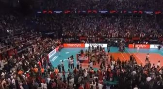 TRT spikerinden tüyleri diken diken eden Atatürk sözleri