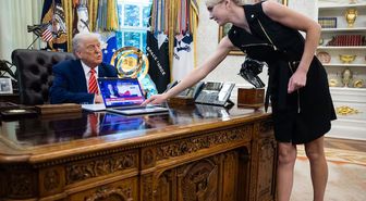 Melania Trump'ı çileden çıkaran gece! Eşini asistanıyla özel alanda gördü
