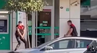 İzmir'de sıcak saatler! Banka şubesine silahlı soygun girişimi