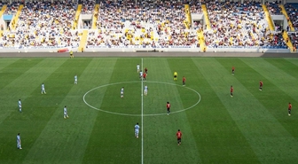 Süper Lig'de ilginç anlar! Maç oynanırken kimse ne olduğunu anlayamadı