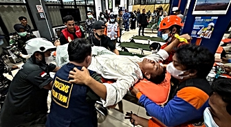 Endonezya'da feribot faciası: 243 kişilik gemide 107 kişi kurtarıldı, 130 kişi kayıp