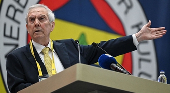 Fenerbahçe taraftarından Aziz Yıldırım'a istifa çağrısı