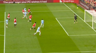 Manchester derbisinde skandal hata! Hakem Kurulu özür diledi
