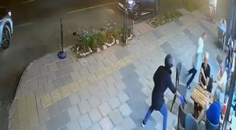 Mersin'de ofis ve iş yerlerine silahlı saldırı: 4 şüpheli tutuklandı, kurşunlama anı kamerada