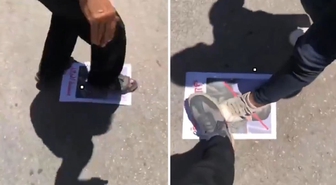 Suriye'de protestolar alevleniyor! Şara'nın fotoğrafını ezdiler
