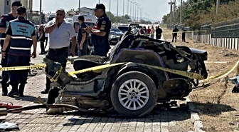Elazığ'da iki otomobilin çarpıştığı feci kazada 2 kişi öldü, kaza anı kamerada