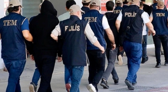 FETÖ'nün 'güncel yapılanması' soruşturmasında 3 zanlı yakalandı