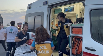 Aksaray'da kum fırtınası zincirleme kazaya yol açtı: 7 araç birbirine girdi, 16 yaralı